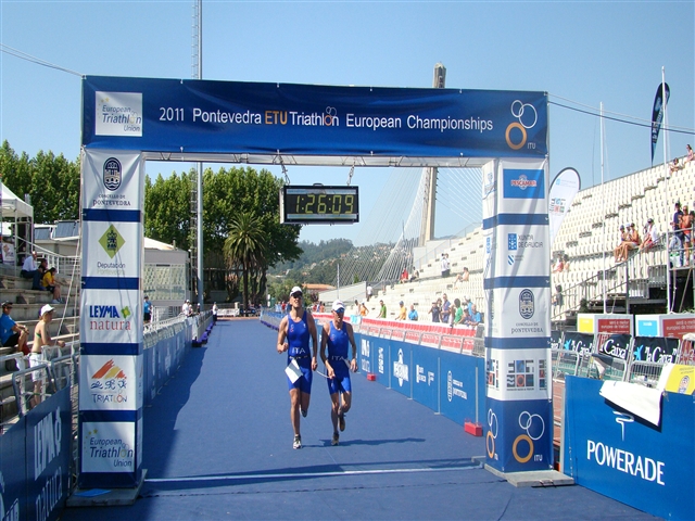 Alberto e Claudio arrivo europei ponte vedra